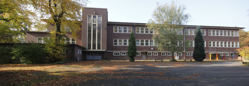 Schule Berne-Ostansicht 01_klein