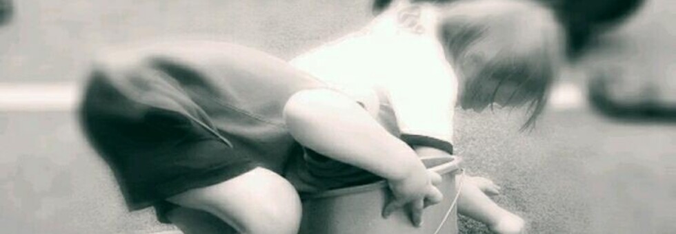 Bild-Kind-Kopf-im-Eimer-litlab_Newsletter